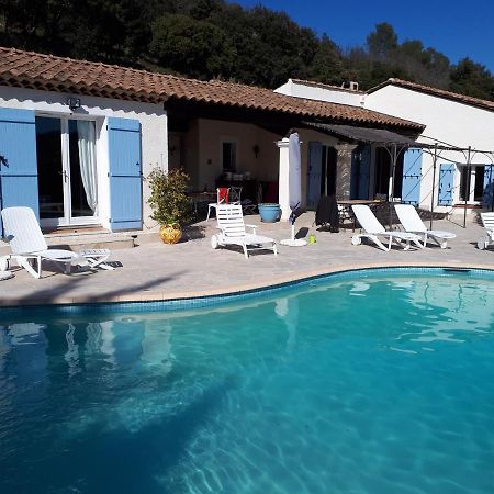 Bed and Breakfast L'Oustaou De L'Estama Rocbaron Exterior foto