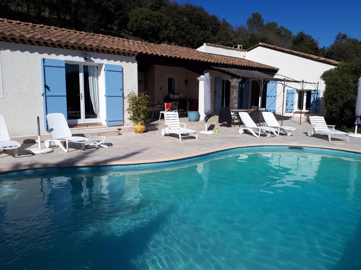 Bed and Breakfast L'Oustaou De L'Estama Rocbaron Exterior foto